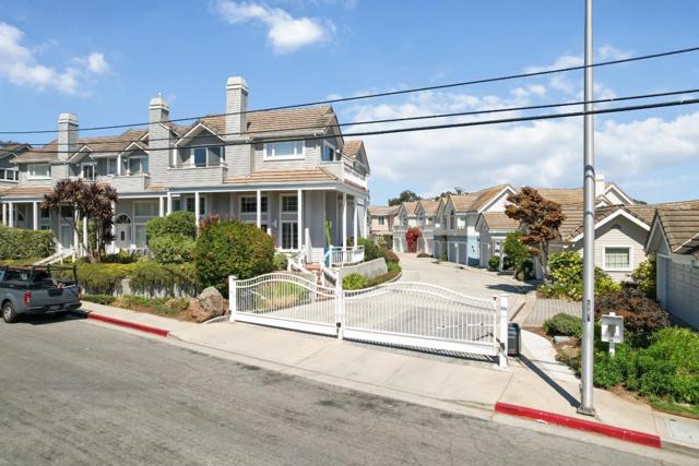 160 Frederick Street, Santa Cruz CA: https://media.crmls.org/mediaz/35f0df41-aa71-4680-b9b1-d17611a73a7e.jpg