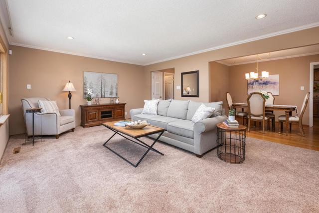 2940 Oakmont Drive, San Bruno CA: https://media.crmls.org/mediaz/35f17363-0b27-4560-9171-13cfd9b1259f.jpg