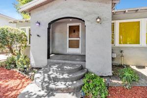 1219 Park Avenue, San Jose CA: https://media.crmls.org/mediaz/35f1773a-f1d4-4fec-9091-5dcffc8529b3.jpg