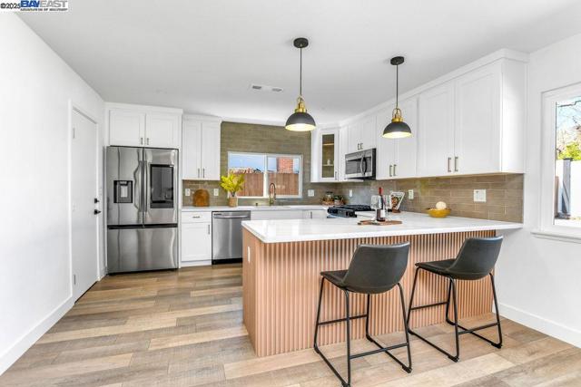 8794 Wicklow Ln, Dublin CA: https://media.crmls.org/mediaz/35f2c6fa-c69e-4c72-b97c-31985ce0c3da.jpg