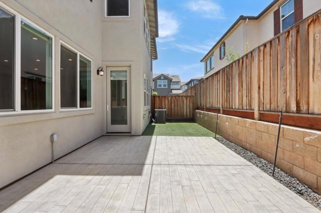 1363 S Shields Avenue, Mountain House CA: https://media.crmls.org/mediaz/35f38fed-58c1-4f1a-9803-ea06d5c030bc.jpg