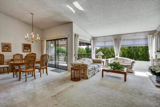 7302 Via Granja, San Jose CA: https://media.crmls.org/mediaz/35f3ec0f-b6b9-4e29-93dc-a556c400b947.jpg