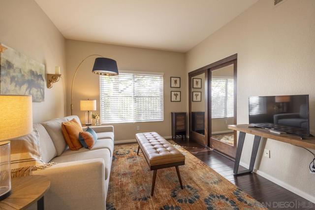 3245 Brookside Ln, Encinitas CA: https://media.crmls.org/mediaz/35f67518-d291-4aff-a533-7c2ccb6d63c7.jpg