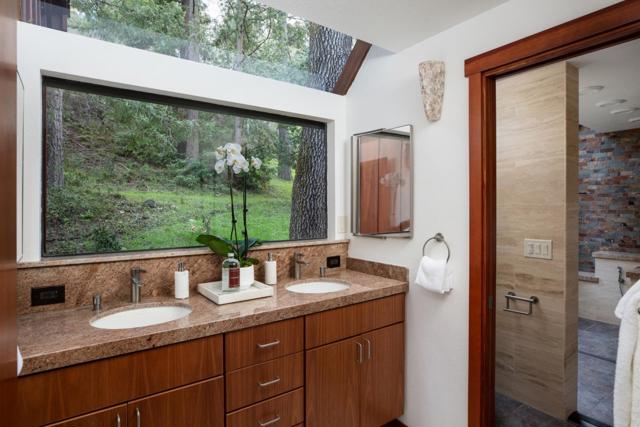 23200 Encinal Court, Los Altos Hills CA: https://media.crmls.org/mediaz/35f6b33b-ec11-4d5c-a9c2-bf46c1c38c59.jpg