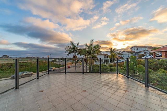 3526 TICONDEROGA Street, San Diego CA: https://media.crmls.org/mediaz/35f6d7e8-d800-4f50-9192-b28a96ec5add.jpg