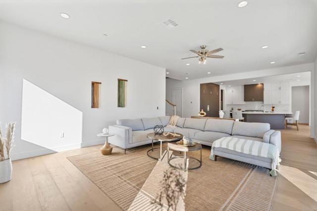Image 5 of 65 For 8014 Kingbird Ct