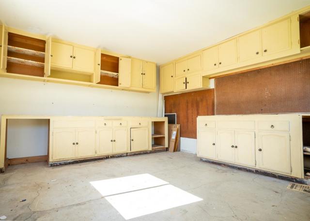 1725 Hogar Drive, San Jose CA: https://media.crmls.org/mediaz/35f8c13f-1e5d-4c1b-a74c-3cd60941a007.jpg