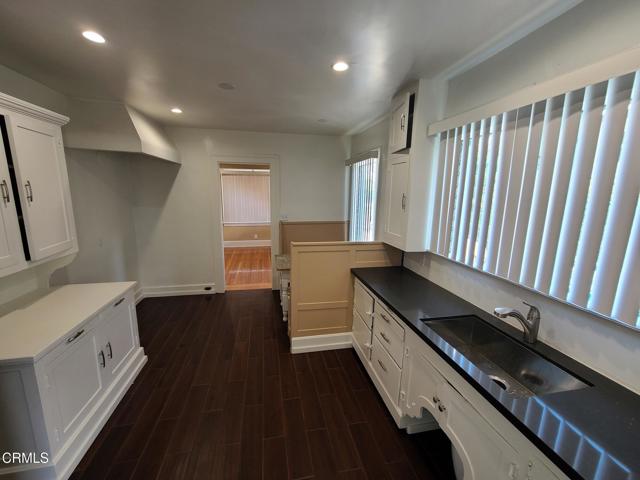 3512 3514 E 7th Street, Los Angeles CA: https://media.crmls.org/mediaz/35f988d0-0b2b-4858-ae19-d29f6baf6ec9.jpg