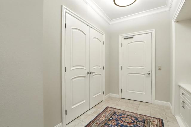 10 CRYSTAL SPRINGS Road, San Mateo CA: https://media.crmls.org/mediaz/35f9e54b-2c75-4a66-ba1c-828e61879f69.jpg