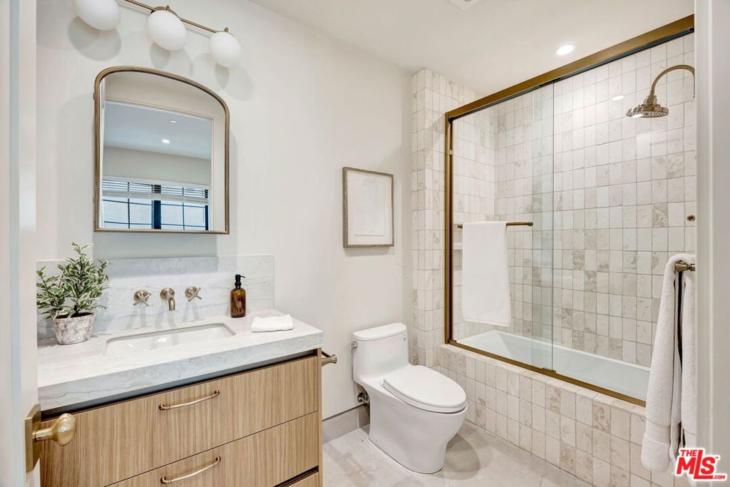MLS #26833117 image #32