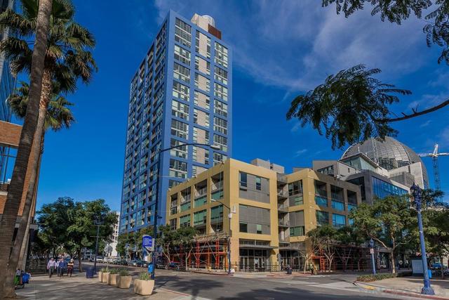 321 10th Avenue, San Diego CA: https://media.crmls.org/mediaz/35fb092f-7c3b-49aa-a970-a5c2436275ea.jpg