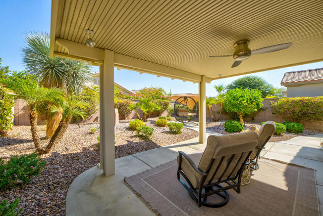 78680 Postbridge Circle, Palm Desert CA: https://media.crmls.org/mediaz/35fb5de6-5082-4938-aafc-fe9cbcb0ceac.jpg