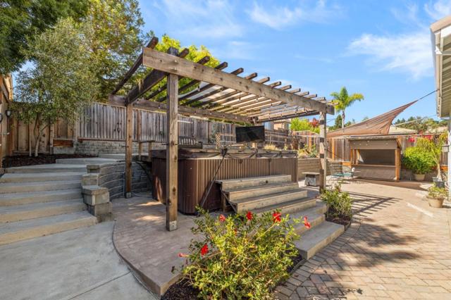 1476 Senegal Court, Gilroy CA: https://media.crmls.org/mediaz/35fd4c48-c758-4de5-a944-cd1d6b50737b.jpg