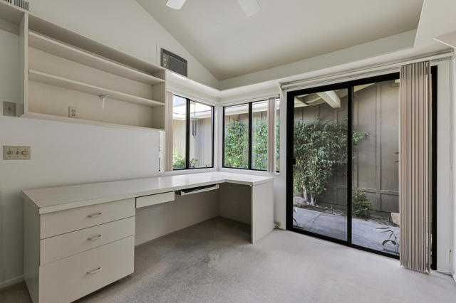 86 Palomino Circle, Palm Desert, CA 92211