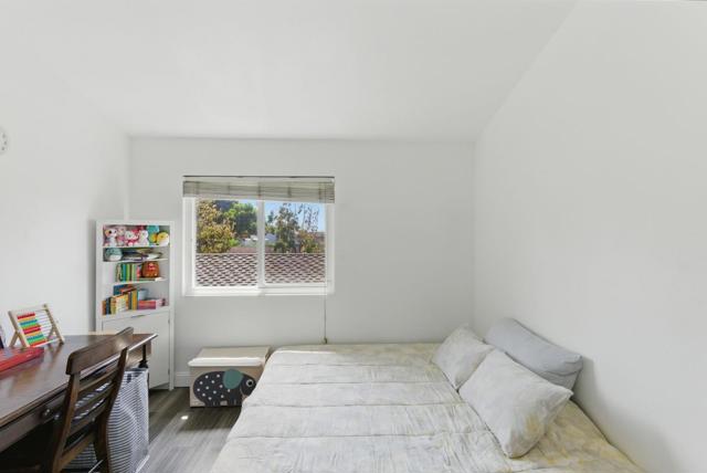 6198 Civic Terrace Avenue, Newark CA: https://media.crmls.org/mediaz/35fe1e4a-3fb7-4b74-a7da-a1d4ed55ddae.jpg