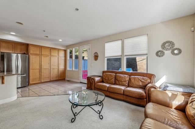 36 Pointe View Place, South San Francisco CA: https://media.crmls.org/mediaz/35fe837a-dd34-4b01-bfbe-e3bf34e68024.jpg