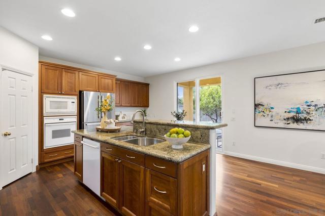 MLS #250041385SD image #33