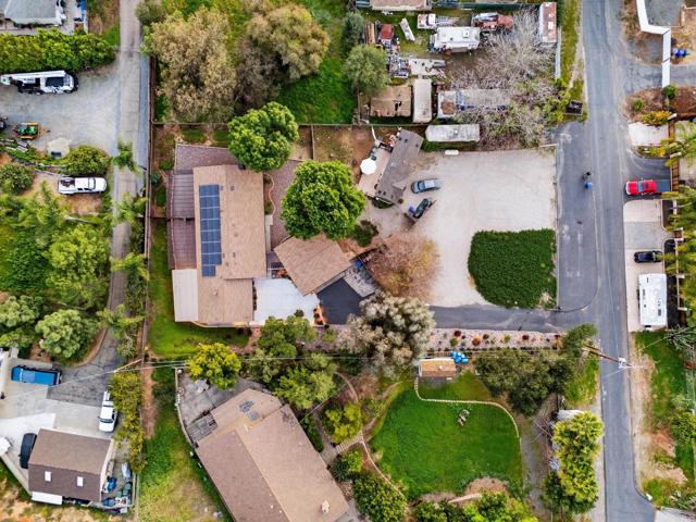 Detail Gallery Image 45 of 53 For 1130 Pebble Springs Ln, Escondido,  CA 92026 - 3 Beds | 2 Baths