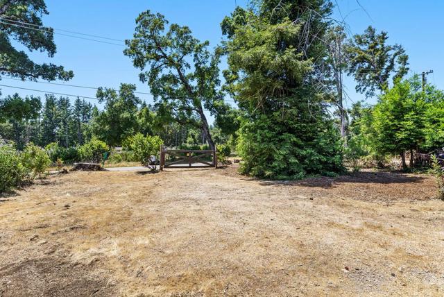 150 Braemoor Drive, Santa Cruz CA: https://media.crmls.org/mediaz/36026ba1-92b0-47f0-83ec-d24dbd46c6c8.jpg
