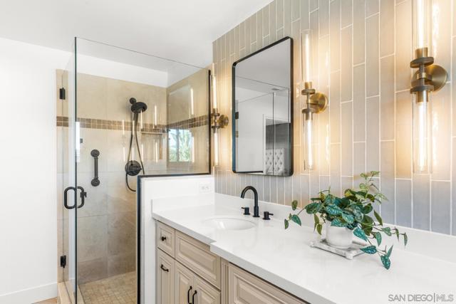 4141 Palomar Drive, Fallbrook CA: https://media.crmls.org/mediaz/36036b46-2238-48b4-b3b5-411c1c8066ac.jpg