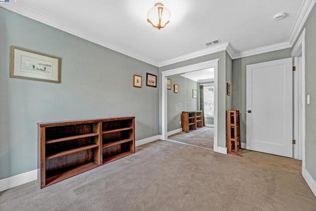 203 Roberta Ave, Pleasant Hill CA: https://media.crmls.org/mediaz/36059721-7337-4cc2-8604-68e6436c8fc6.jpg