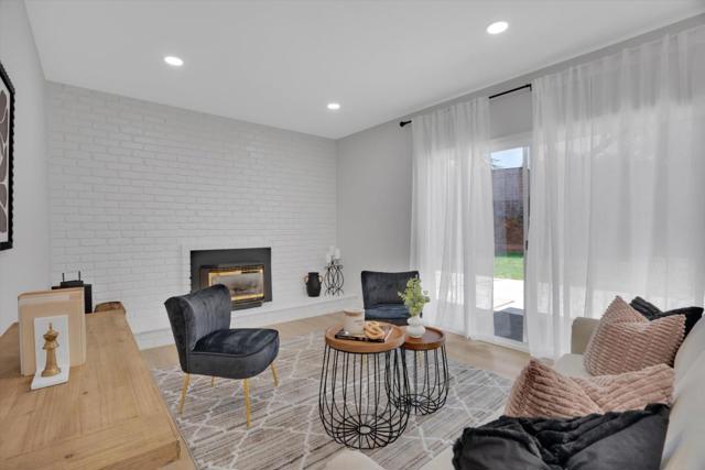 112 Lockwood, Pleasant Hill CA: https://media.crmls.org/mediaz/36066041-7206-4f7e-be16-d12734190109.jpg