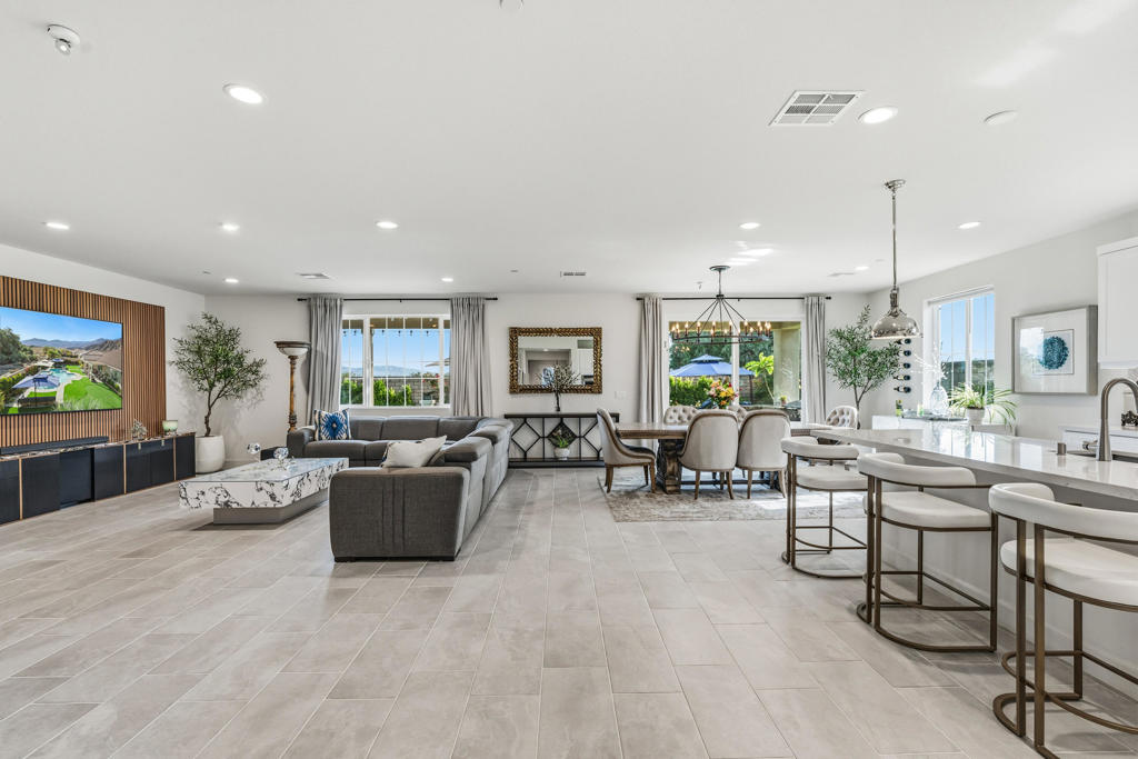 MLS #219139218DA image #4