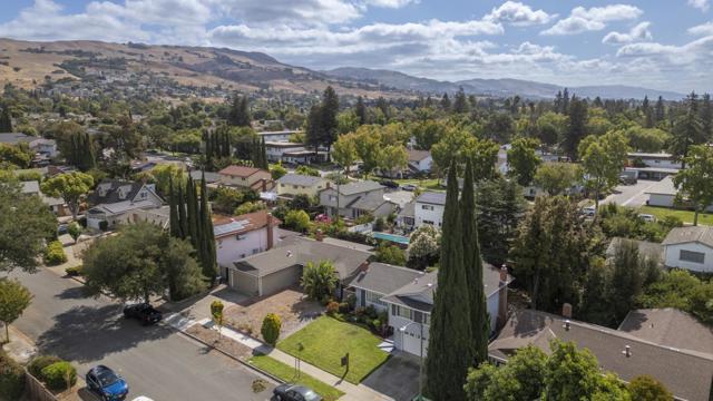 3248 Woody Lane, San Jose CA: https://media.crmls.org/mediaz/3607eb45-5b77-45ae-813d-f9cccb8c057c.jpg