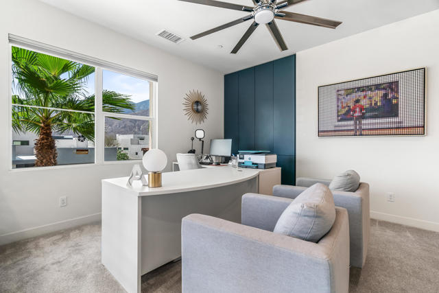176 Vibe Way, Palm Springs CA: https://media.crmls.org/mediaz/360890f2-0cc8-480c-8a41-94e4bd60869f.jpg