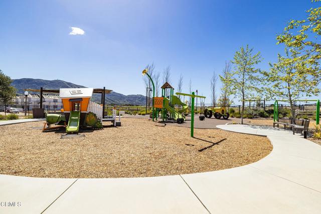 342 Fuerte Drive, Santa Paula CA: https://media.crmls.org/mediaz/360b0f6d-af5d-4628-b269-ab0353a55aa4.jpg