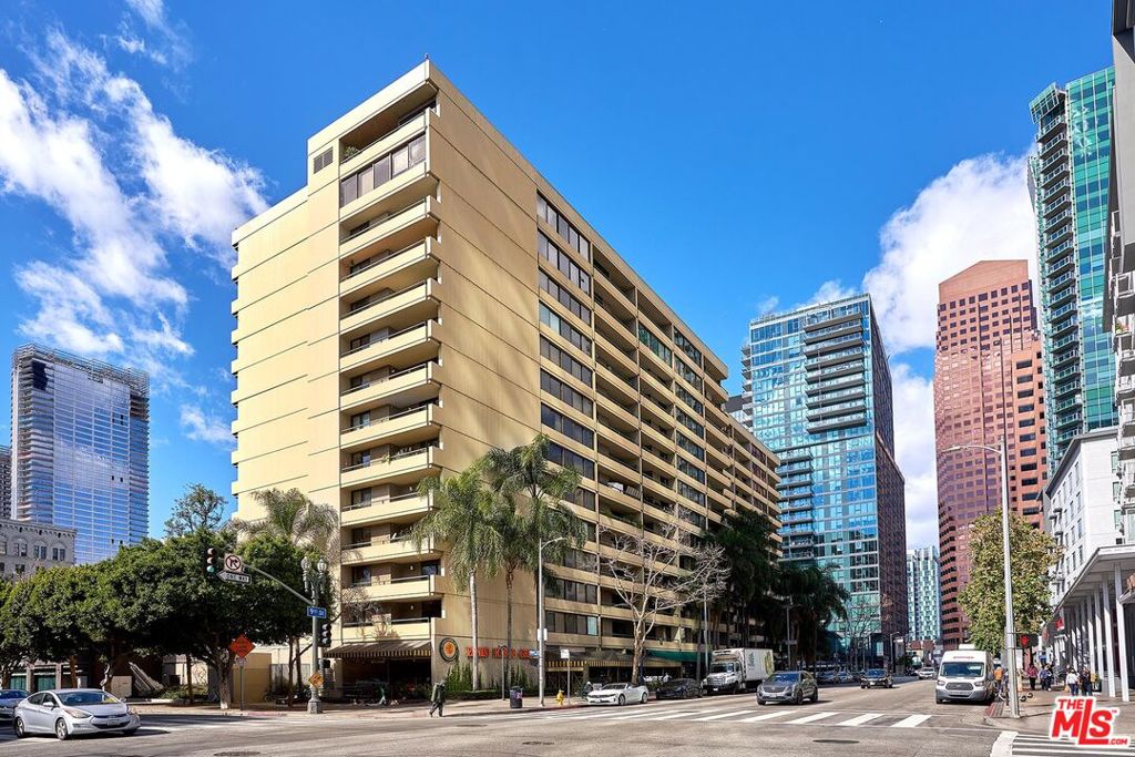 600 W 9th Street 902, Los Angeles, CA 90015