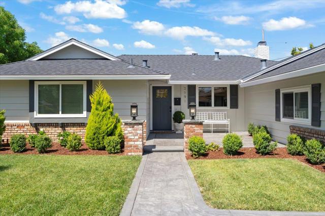 2991 Gardendale Drive, San Jose CA: https://media.crmls.org/mediaz/360c070c-1faa-41a1-a2c7-4a3a5c5ee118.jpg