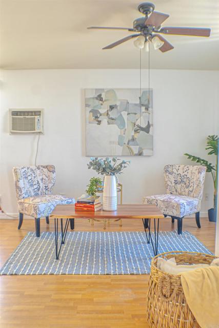 138 Steven Lane, Oceanside CA: https://media.crmls.org/mediaz/360c0ca5-1202-40d5-91d1-31c0c57c19fe.jpg