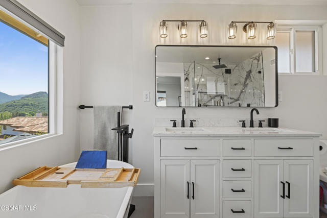 1630 Wicklow Court, Westlake Village CA: https://media.crmls.org/mediaz/360d323c-1291-4c10-b6ea-f00e4bd43e67.jpg