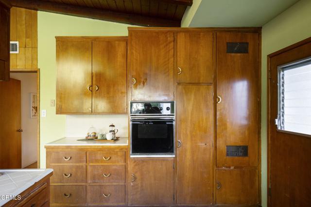 Detail Gallery Image 12 of 31 For 1995 Paloma St, Pasadena,  CA 91104 - 3 Beds | 2 Baths