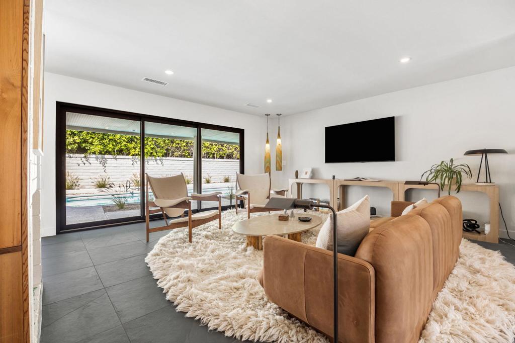 MLS #219146337PS image #9