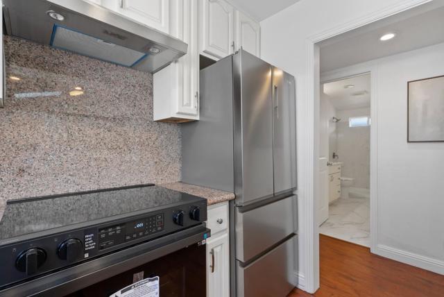 Image 12 of 30 For 822 Lakebird Drive