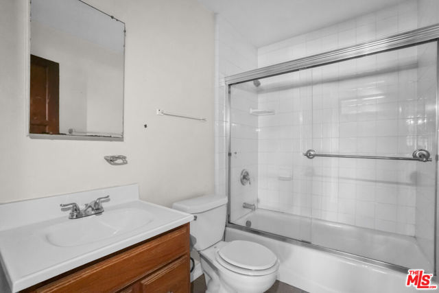 6833 Simpson Avenue, North Hollywood CA: https://media.crmls.org/mediaz/360ff8dd-adeb-4e97-a837-b62865257112.jpg