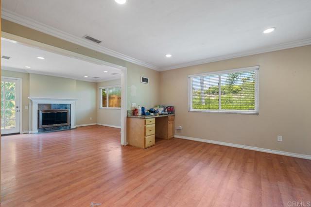 1374 Orpheus Ave, Encinitas CA: https://media.crmls.org/mediaz/36102fce-c068-492e-a3ec-29b3fd0bb69f.jpg