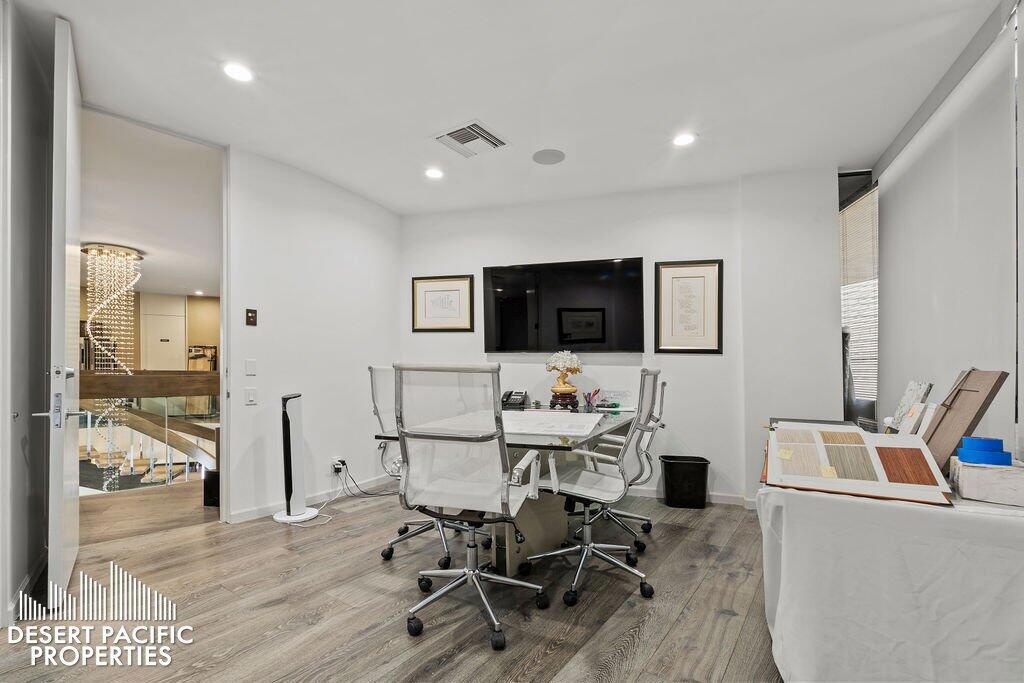 MLS #219132603DA image #23