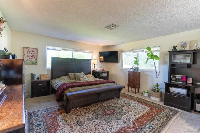 33212 Mill Creek Rd, Pauma Valley CA: https://media.crmls.org/mediaz/361162d8-e52e-44db-b38b-e08ee1f69155.jpg