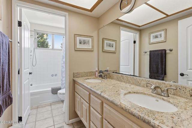3366 Blue Ridge Court, Westlake Village CA: https://media.crmls.org/mediaz/36123b95-811c-4a4e-b9bf-e28e0ab57d79.jpg