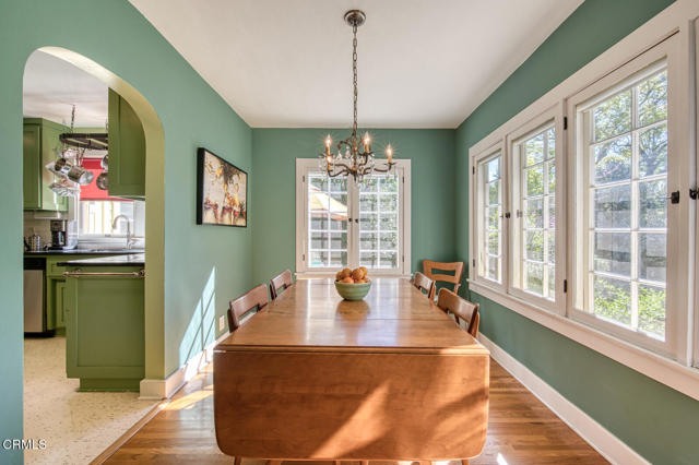 Detail Gallery Image 7 of 34 For 1881 Paloma St, Pasadena,  CA 91104 - 3 Beds | 2 Baths