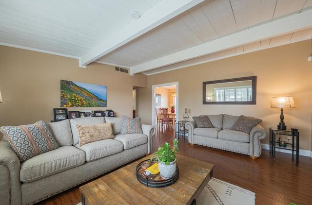 3093 Salinas Avenue, Marina CA: https://media.crmls.org/mediaz/36139f7b-9de7-44cd-8341-590cd630d228.jpg