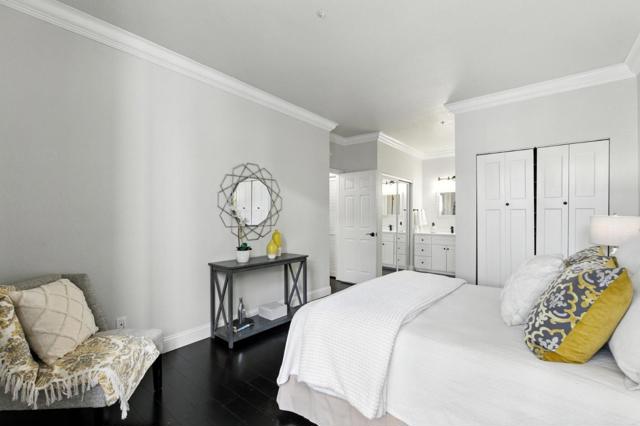 425 Cork Harbour Circle,  CA: https://media.crmls.org/mediaz/36141f41-f934-490e-ab9d-cab98b3b9643.jpg