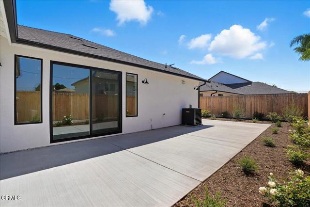 Detail Gallery Image 15 of 16 For 1907 Ocean Ave, Ventura,  CA 93001 - 3 Beds | 2 Baths