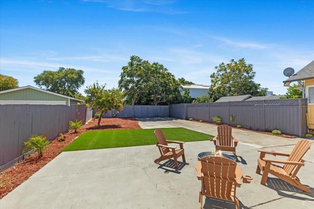 82 Hollywood Avenue, San Jose CA: https://media.crmls.org/mediaz/361470d4-6e0c-45a5-9726-bc6c9dede9f3.jpg