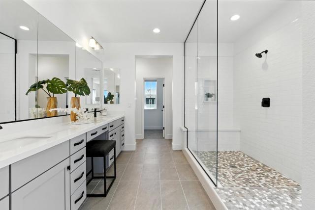 467 Halcyon Place, Bethel Island CA: https://media.crmls.org/mediaz/36147667-64e5-400f-9efc-61cff116056e.jpg