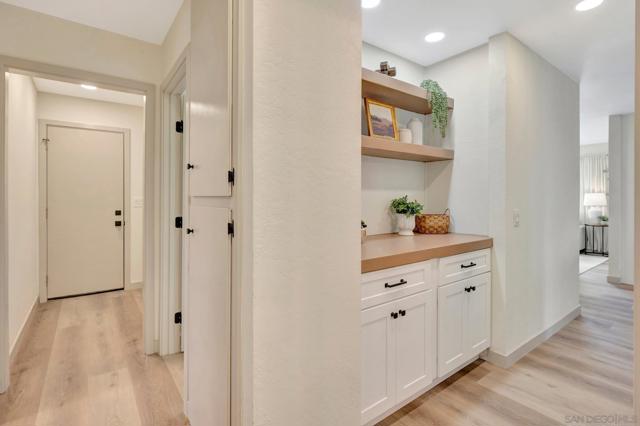 11187 Tyrolean Way, San Diego CA: https://media.crmls.org/mediaz/3614d670-6c5a-4311-a1c8-24920369728d.jpg