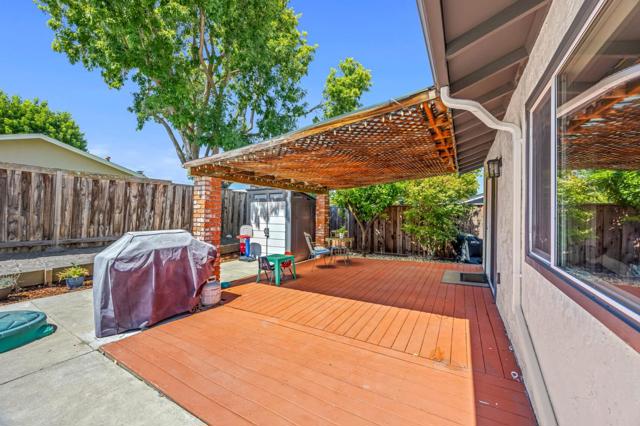 2361 Panoramic Drive, Concord CA: https://media.crmls.org/mediaz/36152d51-9fb0-43c3-a45b-8d794c610805.jpg